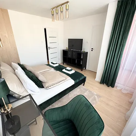 Apartment Sixty *